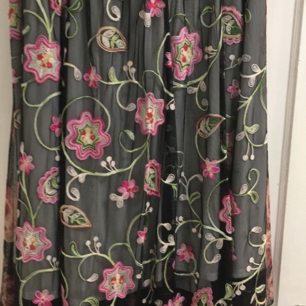 Lularoe lola xl embroidered skirt